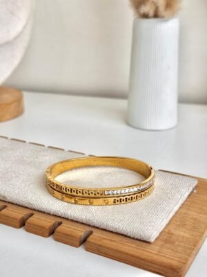 Timeless Icon: Stacked-Style Screw & Pavé Bangle